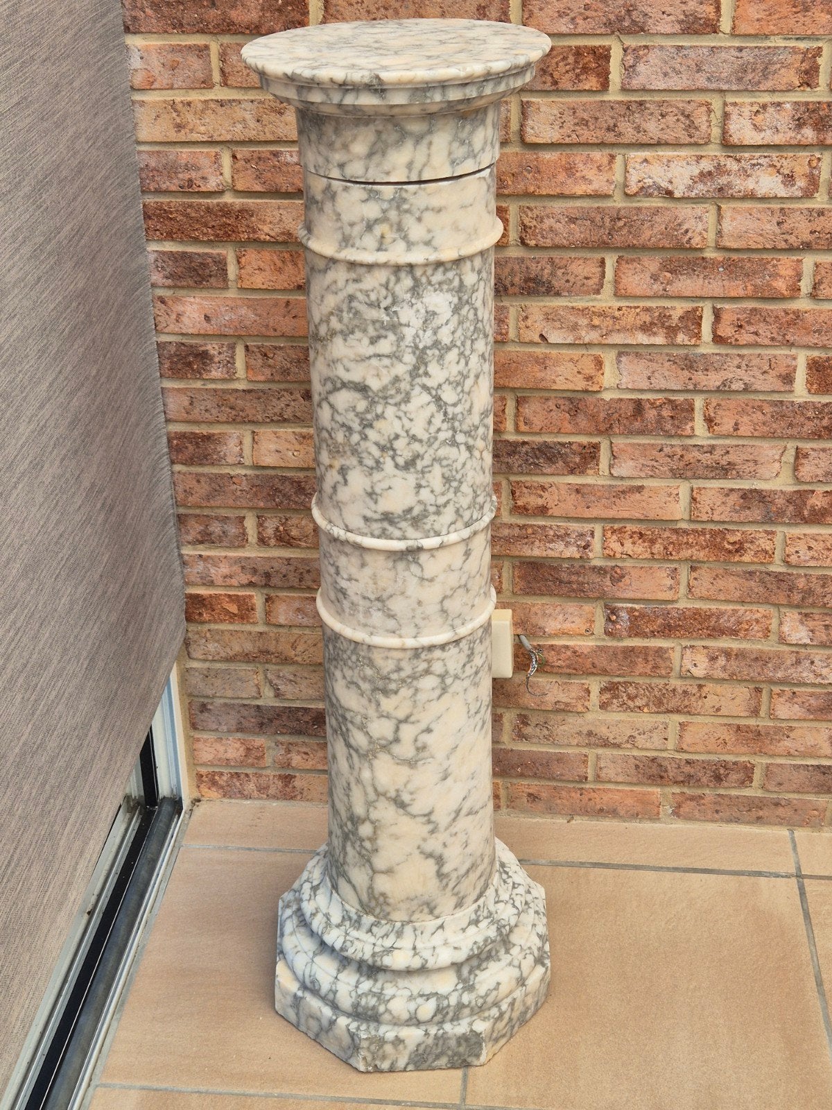 colonne antique en marbre ou en albâtre, Enlèvement, Comme neuf