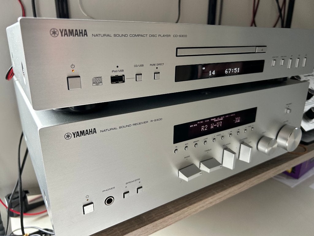 YAMAHA R S300 met cd S300, TV, Hi-fi & Vidéo, Enlèvement ou Envoi, Yamaha, 60 à 120 watts, Comme neuf