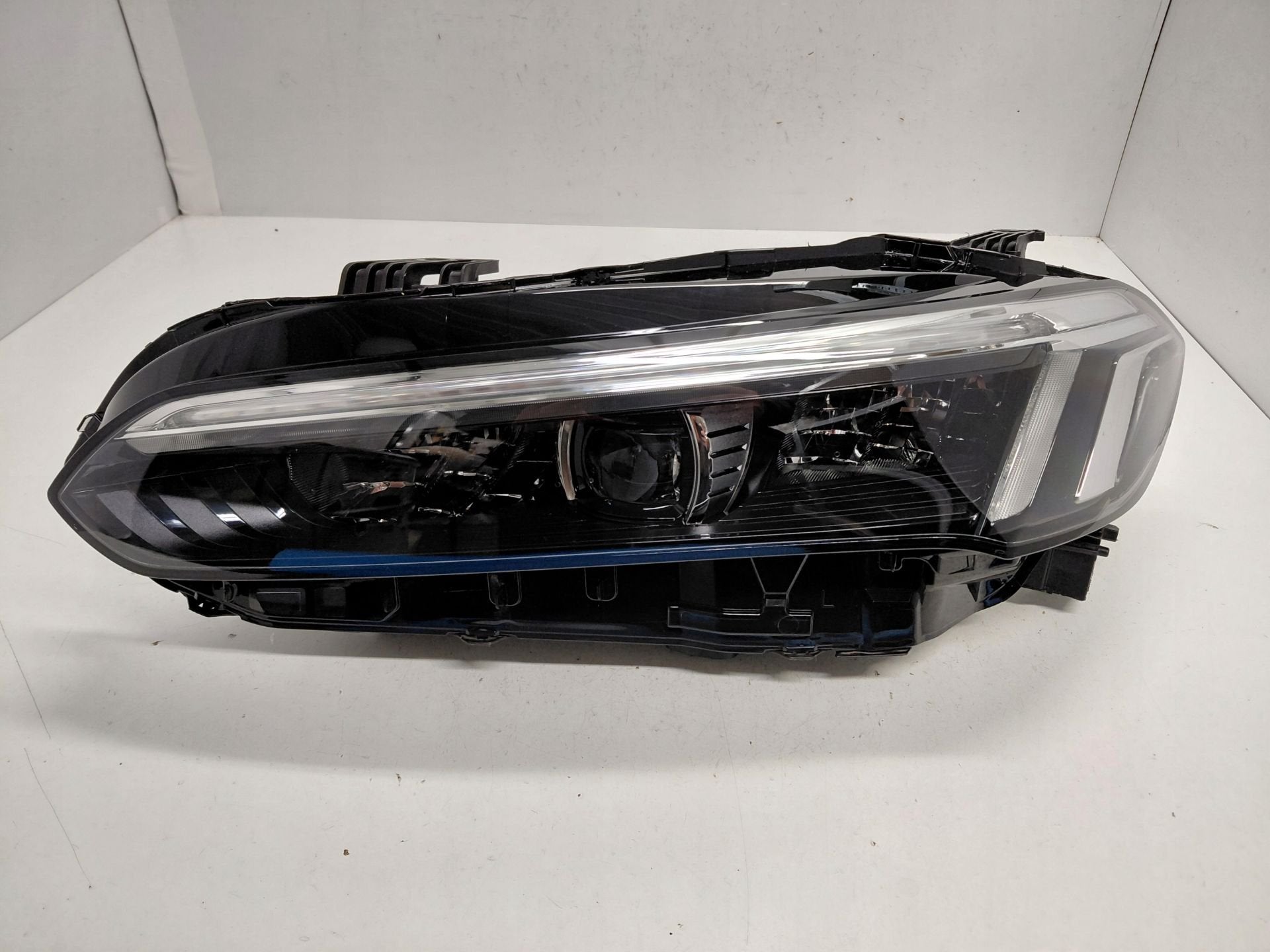 Phare gauche Honda Civic XI 100-8F05Y, Info@honda.co.jp, Utilisé, Minami-Aoyama 2-chome 1-1
107-8556  Tokyo, Honda Motor Co., Ltd.