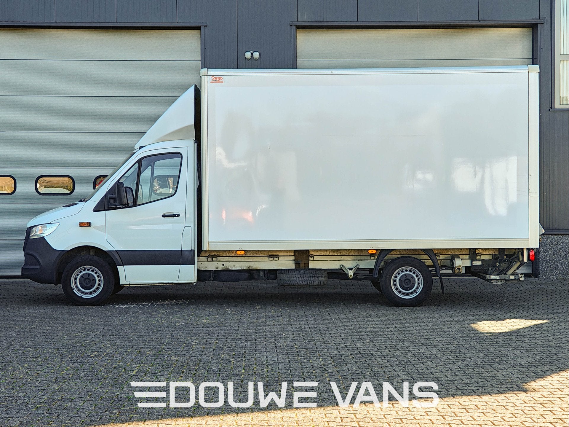 Mercedes-Benz Sprinter 317 170 PK Bakwagen Zijdeur Automaat, Auto's, Automaat, Gebruikt, Wit, Bedrijf