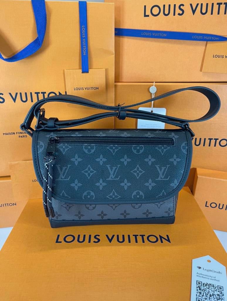Sacoche Louis Vuitton Pulse Messenger Bag, Autres marques, Cuir, Enlèvement ou Envoi, Utilisé