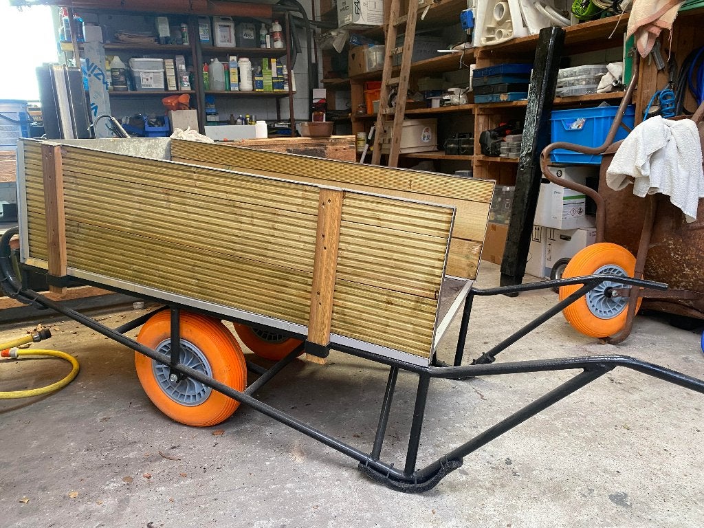 Platte kruiwagen of aardbeien kruiwagen, Tuin en Terras, Kruiwagens, Ophalen, Nieuw, Handmatig, Tweewielig