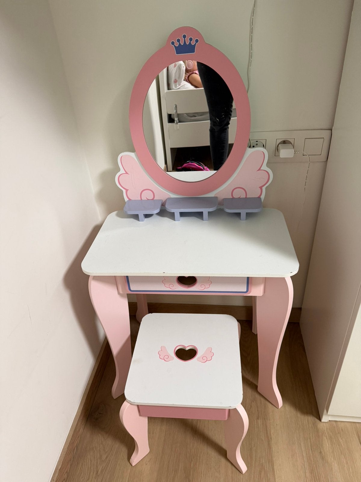 Roze kaptafel meisjes, Ophalen, Gebruikt, Hout