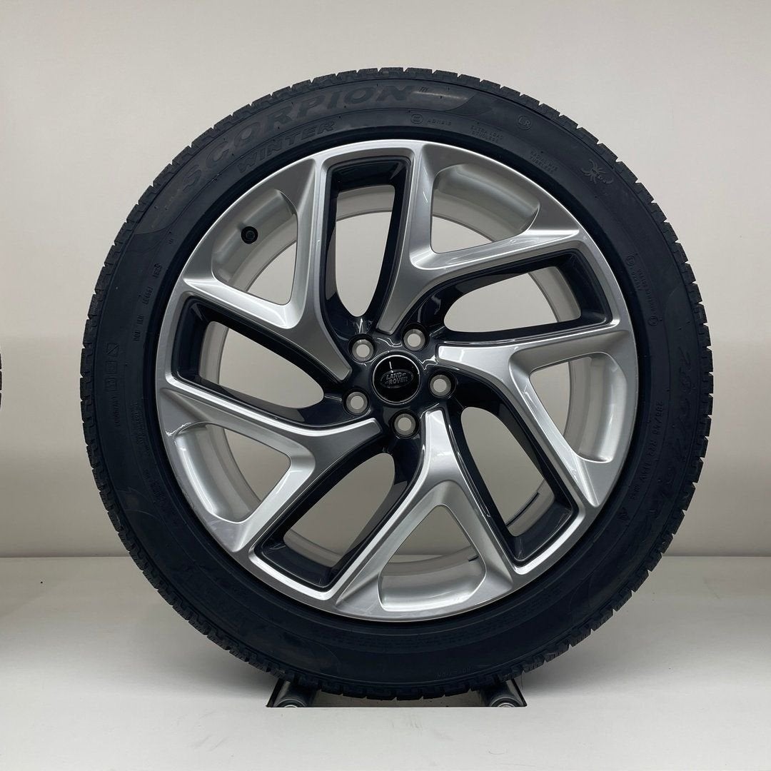 Land Rover Range Rover Sport - 22 inch - winterbanden, Gebruikt, 285 mm, Banden en Velgen, Overige maten
