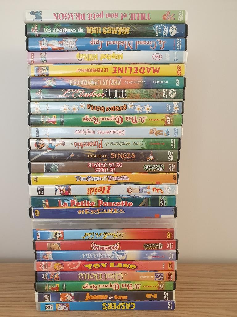 Lot de 26 DVD pour enfants, CD & DVD, DVD | Enfants & Jeunesse, Tous les âges, Autres genres, Enlèvement, Utilisé