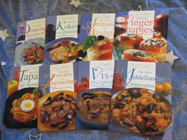 8x kookboek : A La Carte: Tapas + vis + zeevruchten.., Boeken, Ophalen of Verzenden, Gelezen, Overige gebieden, Overige typen