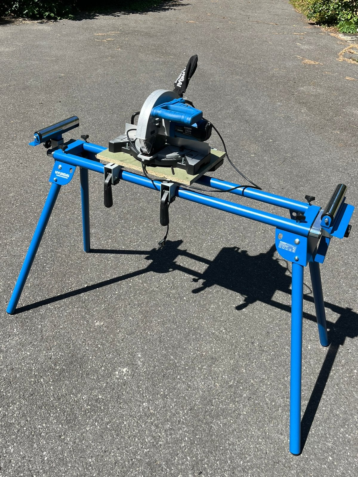 Hyundai Professional Verstekzaag met uitschuifbare tafel, Doe-het-zelf en Bouw, Ophalen, Zo goed als nieuw