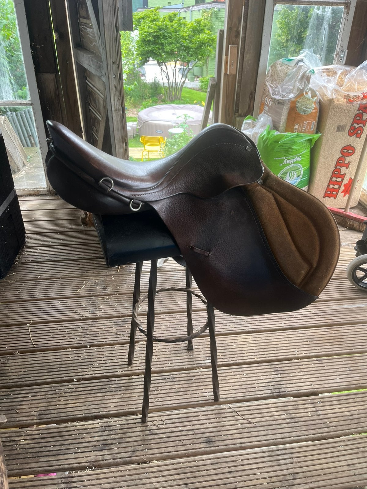 16,5 inch veelzijdigheid zadel, Dieren en Toebehoren, Ophalen, Zo goed als nieuw