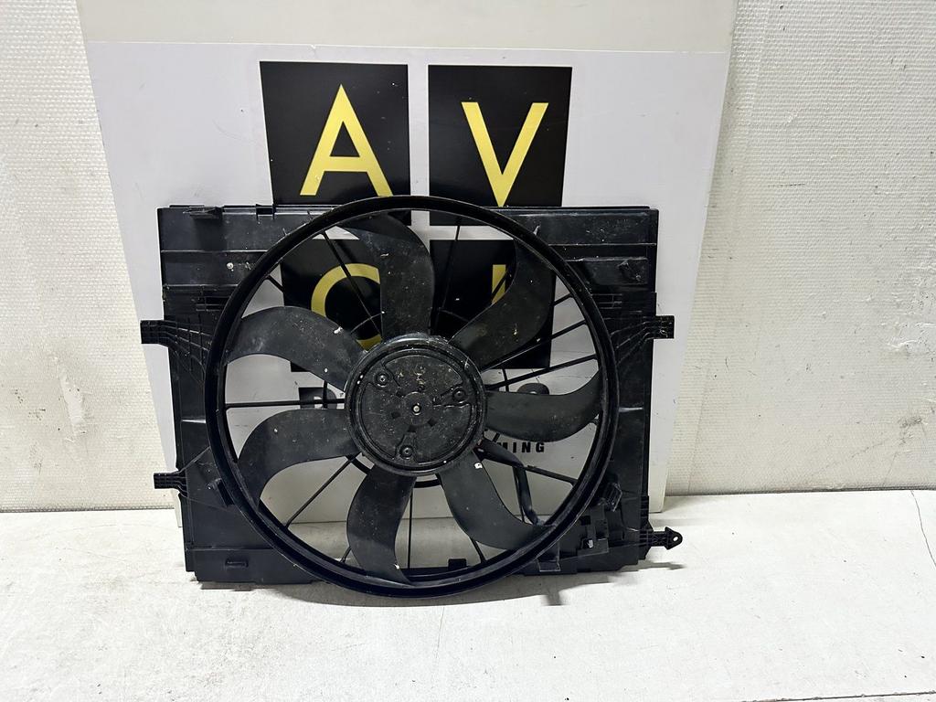 Mercedes EQC W293 Vito V klasse Ventilaor koelvin 3135104282, -, Utilisé, -, -