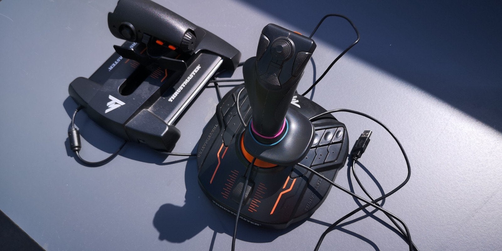 Joystick, accélérateur et pédales Thrustmaster, Enlèvement ou Envoi