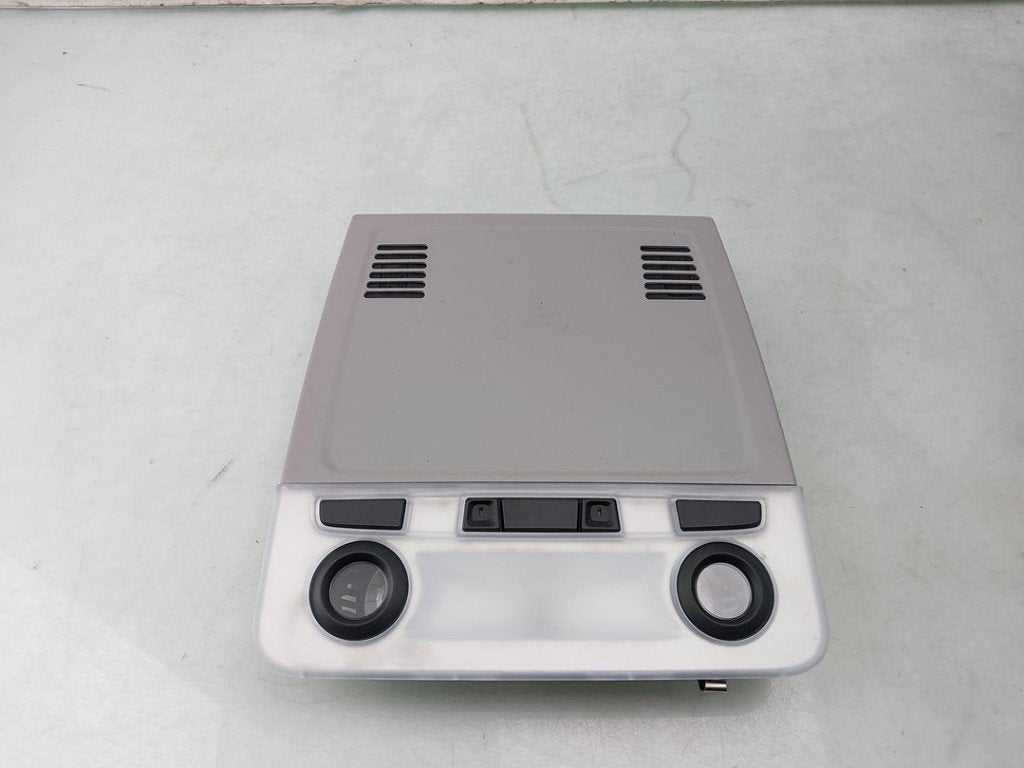 PLAFONNIER AVANT BMW 3 serie (E92) (|61319225478|), Utilisé, BMW, Petuelring 130
80809  München, DE, Bayerische Motoren Werke AG