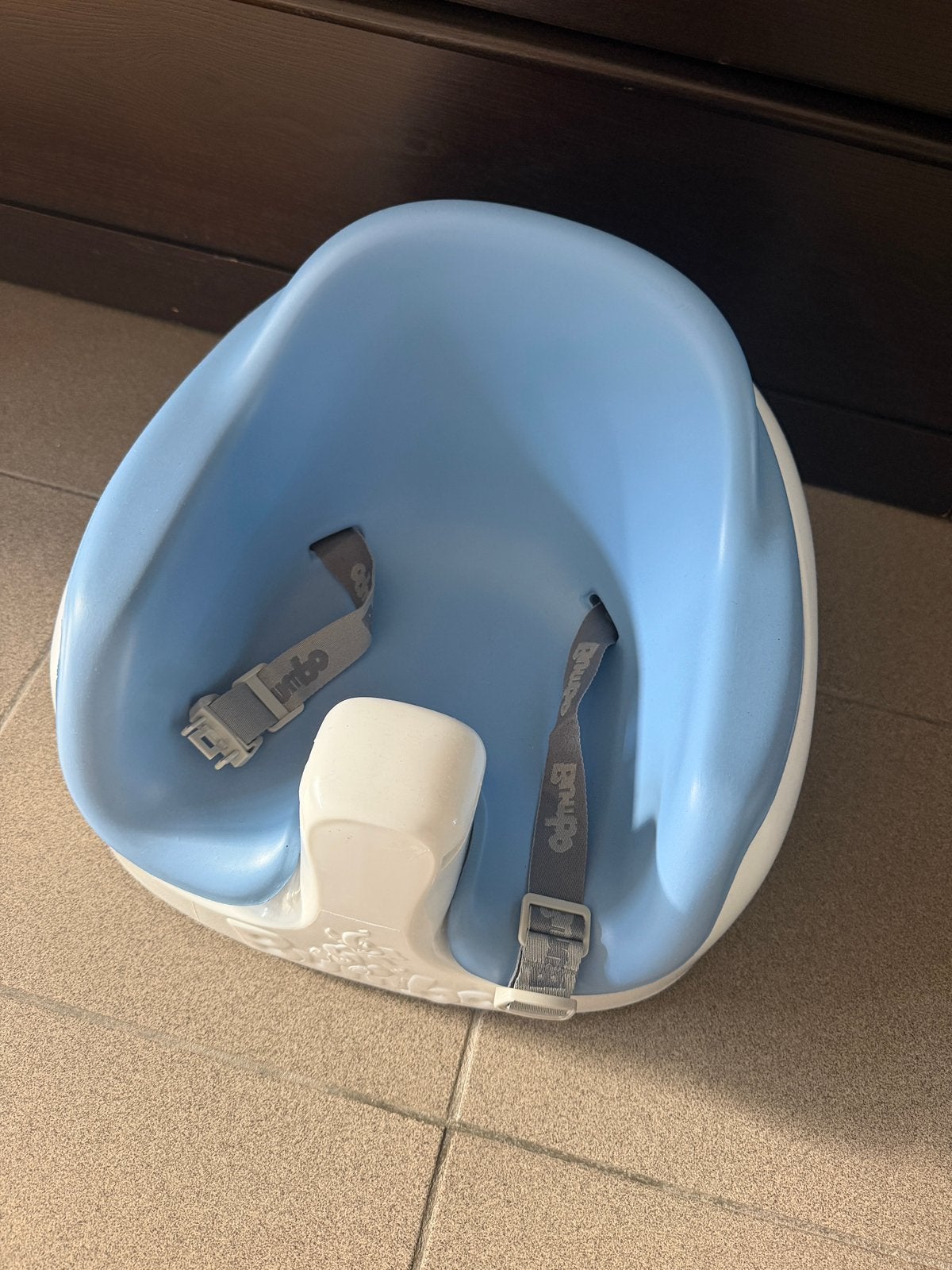 Bumbo seat, Kinderen en Baby's, Ophalen, Zo goed als nieuw, Overige typen, Afneembaar eetblad