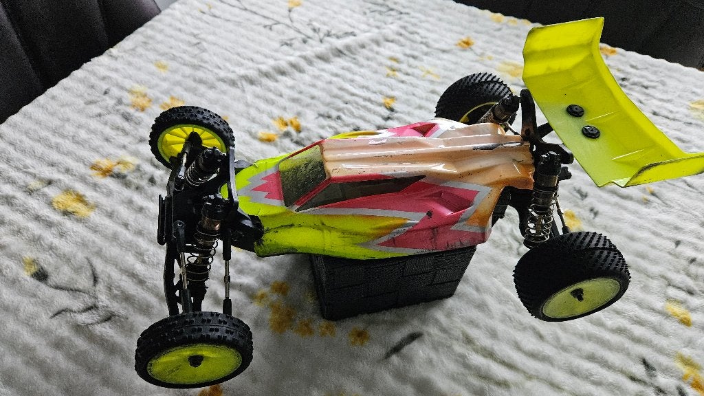 yokomo so1.0 buggy 1/10 competitie, Hobby & Loisirs créatifs, Échelle 1:10, Voiture off road, Enlèvement, Utilisé