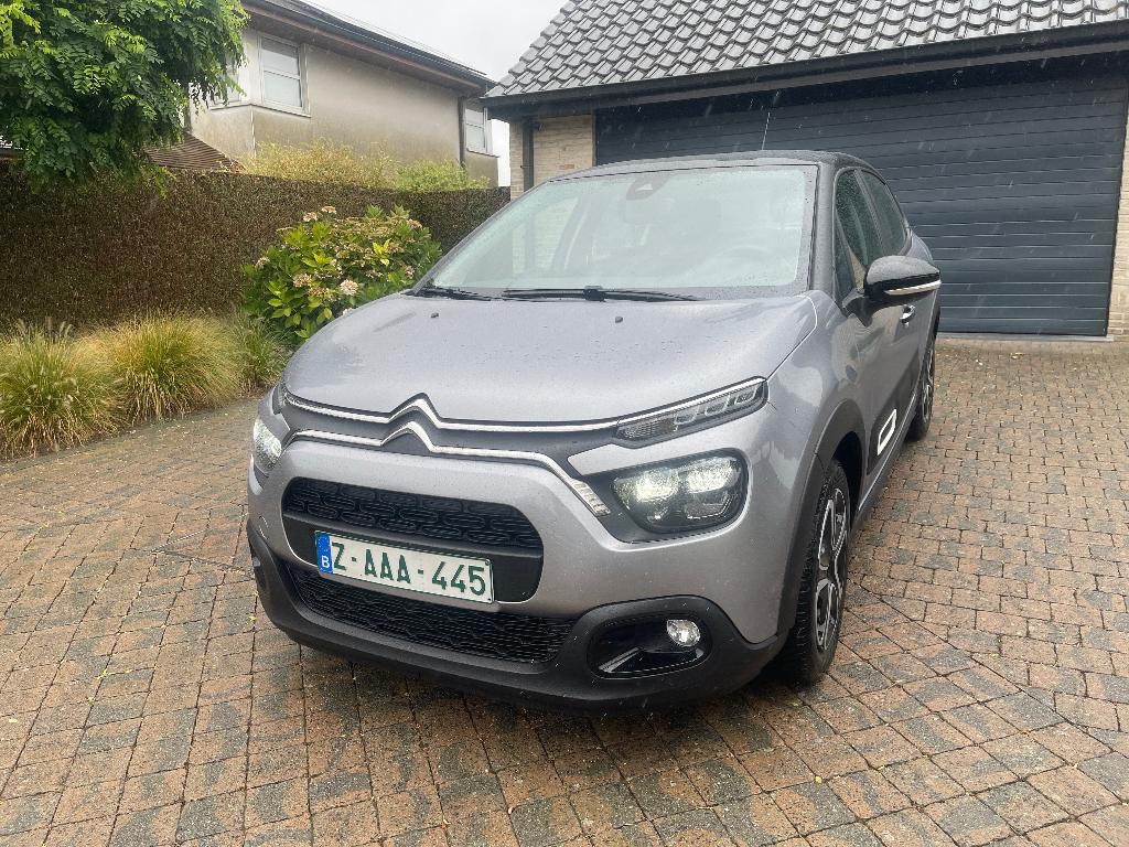Citroën C3 1.2 Shine nav/keyless/cr.cont/pdc BTW aftrekbaar, Voorwielaandrijving, Stof, 1199 cc, Bedrijf
