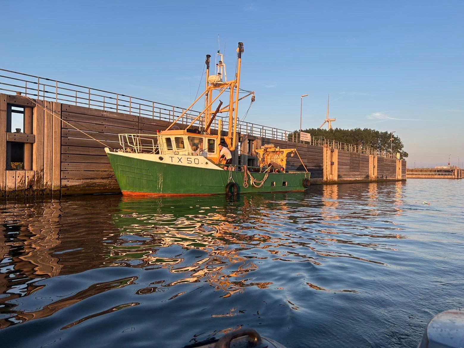 Kottertje/visbootje/garnalen boot, Enlèvement