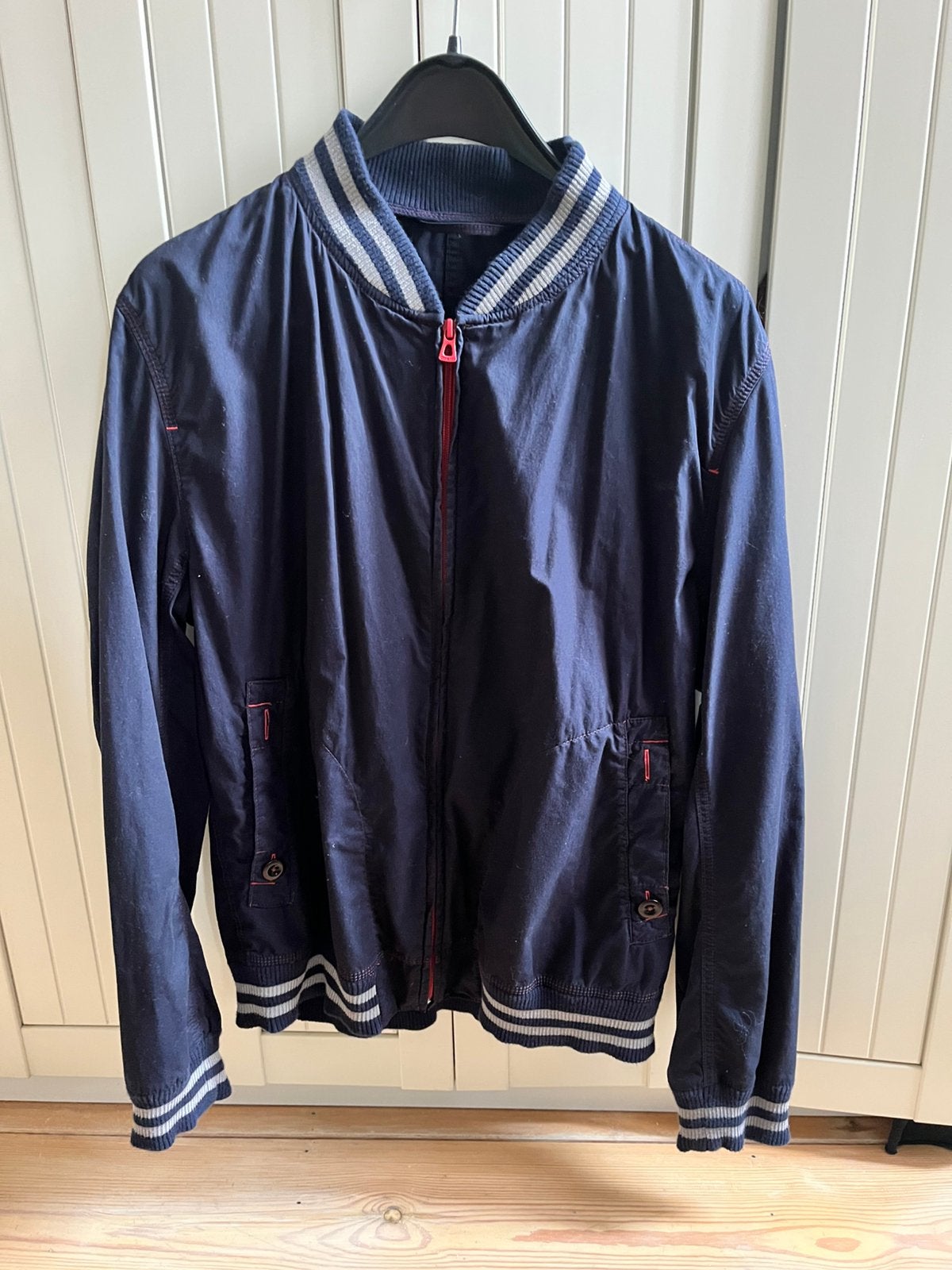 Jasje Boss Orange maat L, Kleding | Heren, Ophalen, Zo goed als nieuw, Maat 52/54 (L)