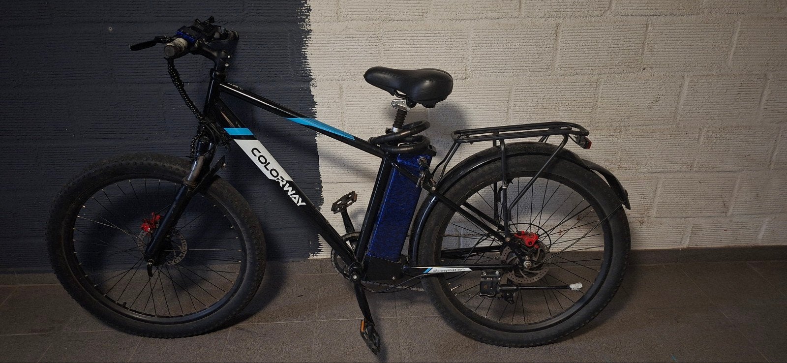 dit is een bk3m alles werkt goed alleen voorvering is kapo, Fietsen en Brommers, Gebruikt, 59 cm of meer, 30 tot 50 km per accu