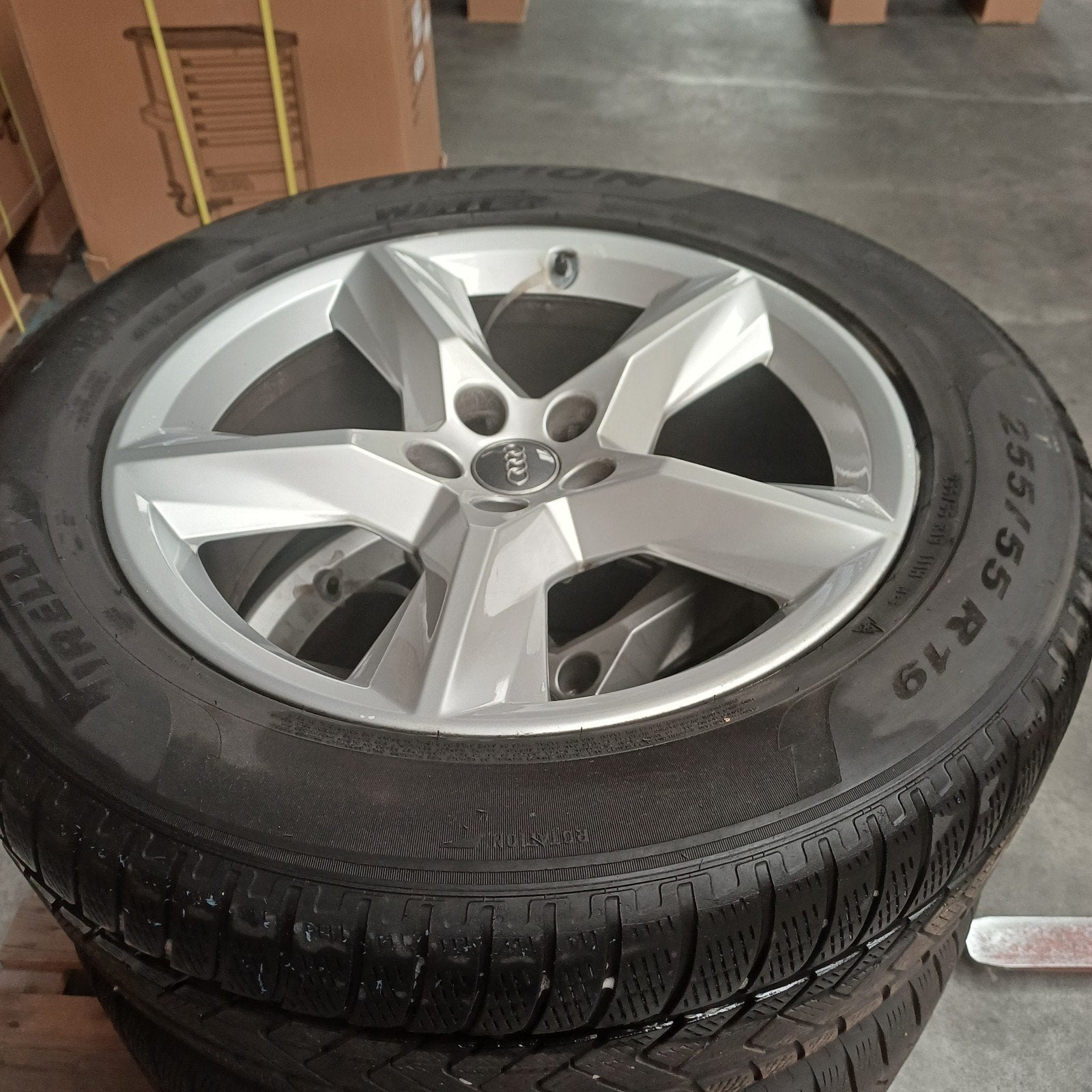 4 Audi velgen met pirelli ( 255/55 R19)., Ophalen of Verzenden, Velg(en)
