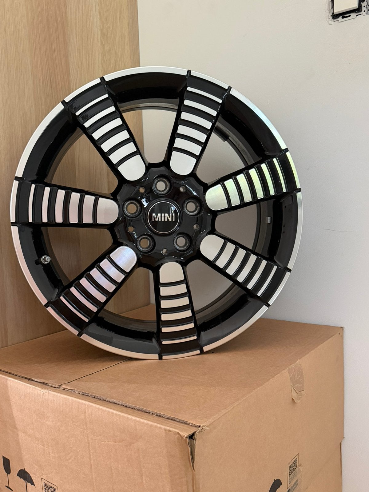 Set originle Mini velgen, Auto-onderdelen, Banden en Velgen, Velg(en), 18 inch, Personenwagen, Nieuw, Ophalen