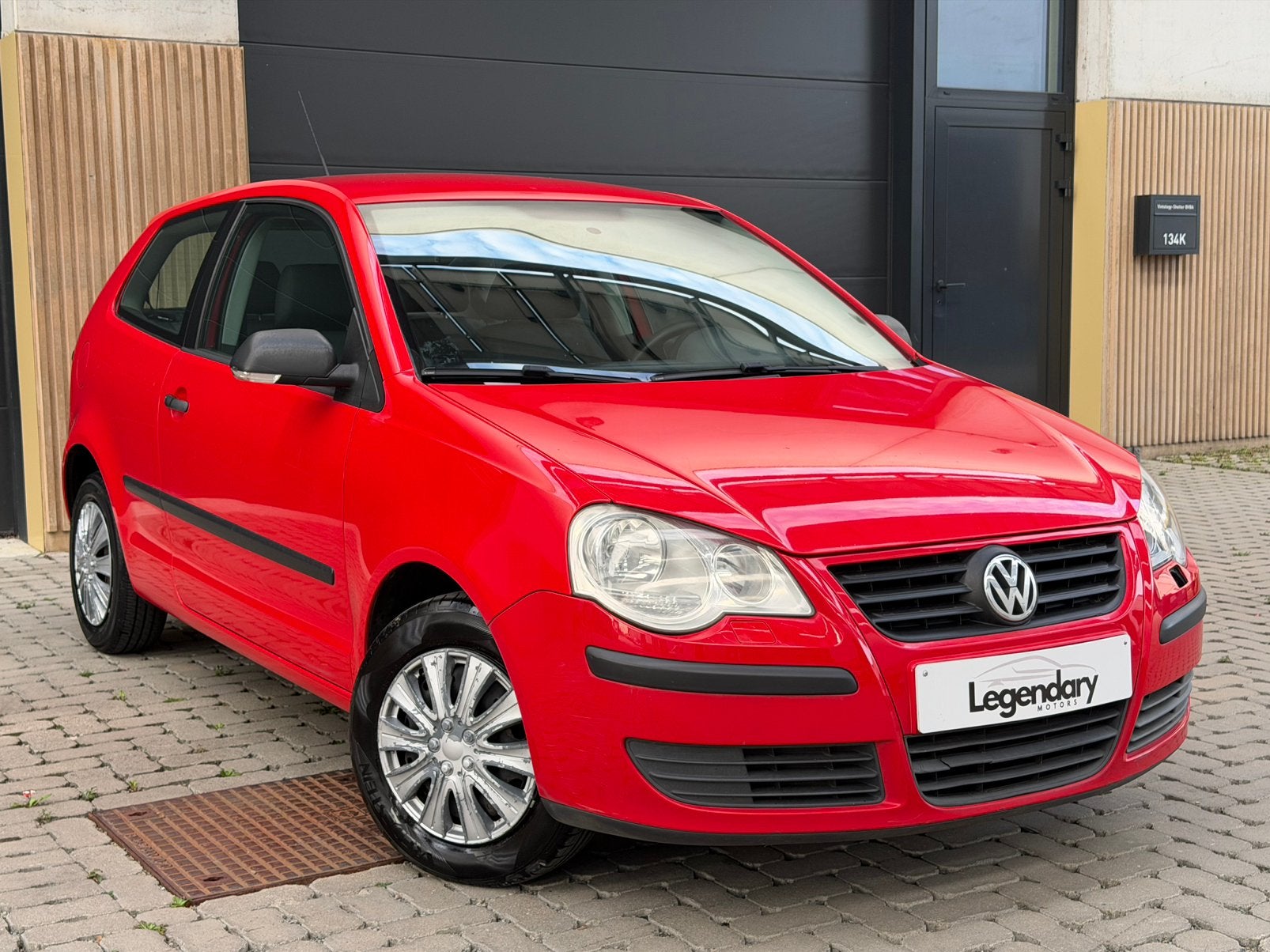 VOLKSWAGEN POLO 1.2 TRENDLINE / BENZINE / GARANTIE, Autos, Rouge, Achat, Entreprise, Garantie prolongée
