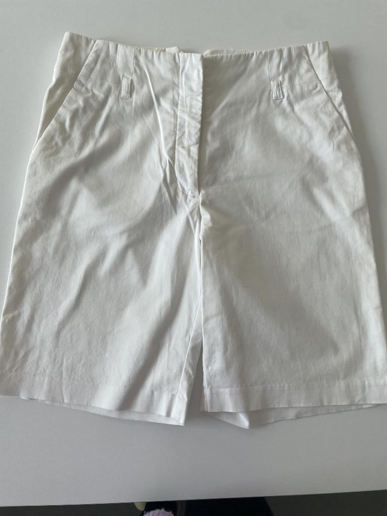Witte short van H&M maat 34, in perfecte staat!, Kleding | Dames, H&M, Kort, Wit, Ophalen of Verzenden