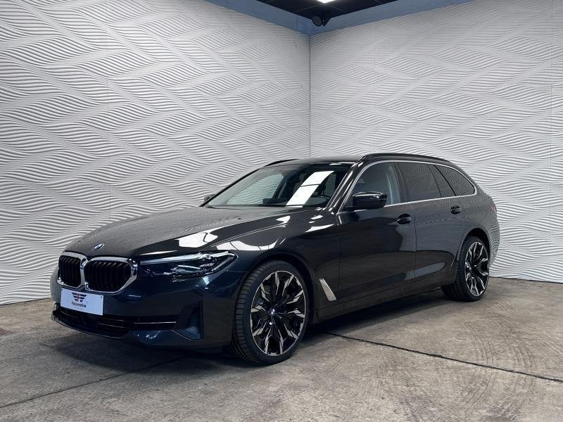 BMW 5-Serie d*AUT*CARPLAY*ZTLVERW.*TOURING*, Autos, Ordinateur de bord, Argent ou Gris, Entreprise, https://public.car-pass.be/vhr/fb30b5ad-d63d-42b6-9b15-1b302b2eb6ea