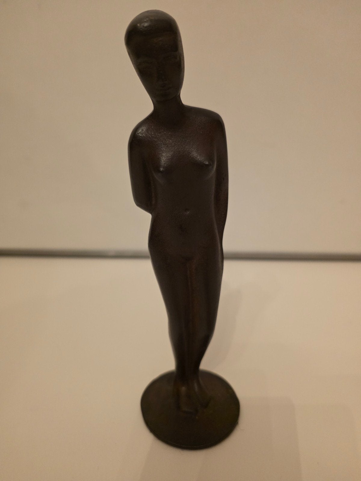 Sierlijk gestileerd bronzen vrouwennaakt – 21 cm – Uitsteken, Statue, Brons, Enlèvement, Femme