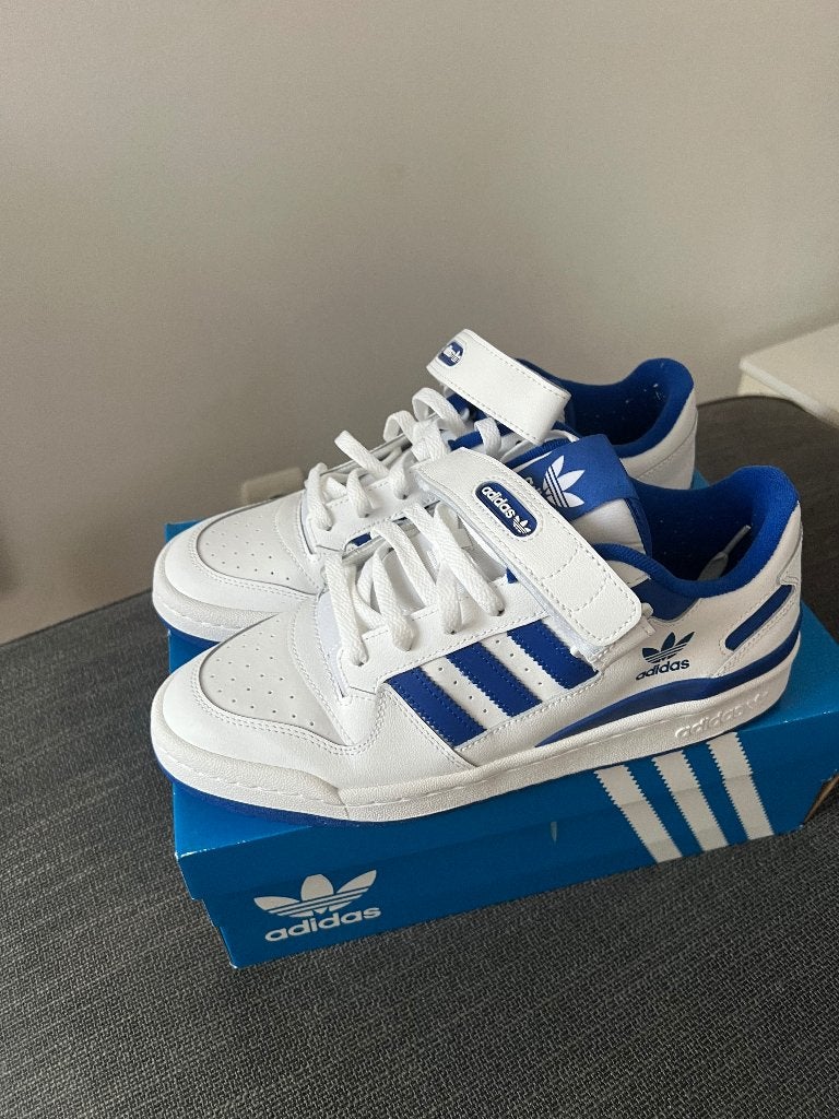 Adidas forum og taille 43, Neuf, Addidas, Enlèvement ou Envoi, Blanc