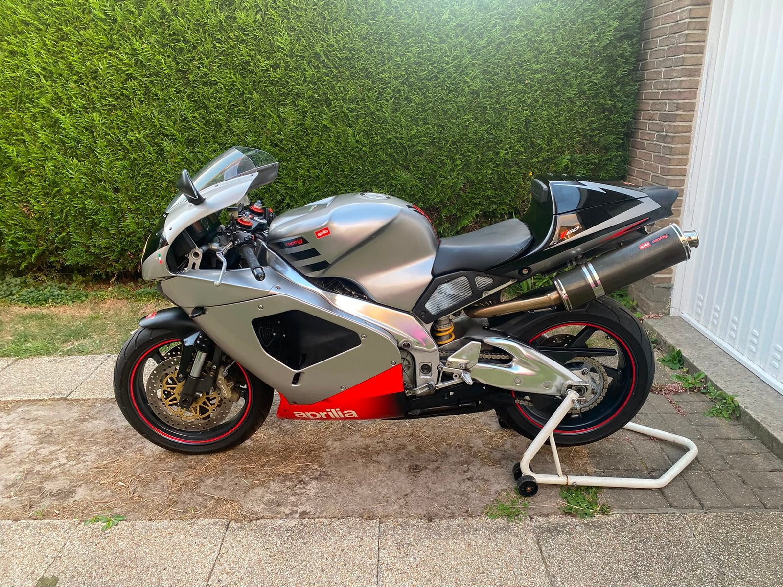 APRILIA RSV MILLE 1000cc GEN 1 ( 2002 ), Motoren, Motoren | Aprilia, 2 cilinders, Sportuitlaat, Motorrijbewijs A, Gebruikt