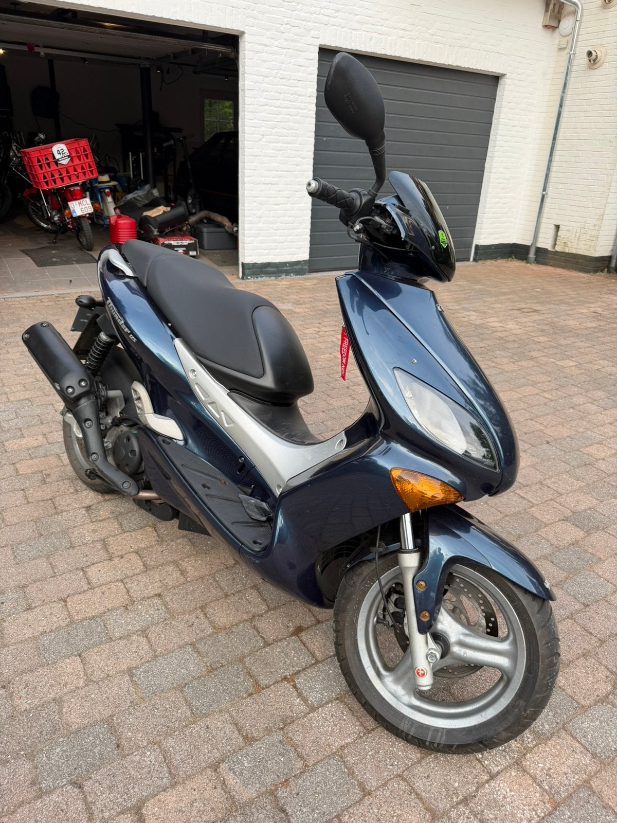 MBK Thunder 125cc, Motoren, Motoren | Overige merken, Particulier, Scooter, 11 kW of minder, 1 cilinder, Minimaal motorrijbewijs A1