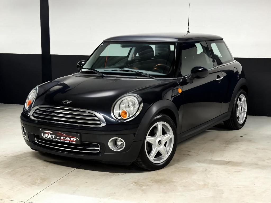 MINI COOPER ONE 1.4i BENZINE /NIEUWSTAAT/GEKEURD/LEZ OK✅, Auto's, Mini, Voorwielaandrijving, 4 zetels, Stof, Zwart