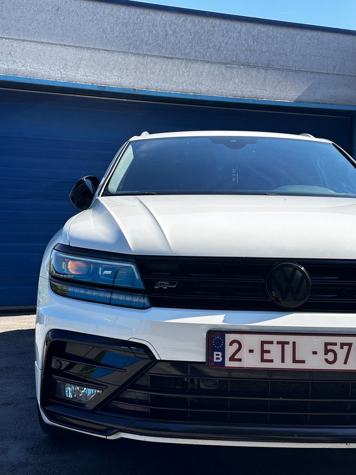 Volkswagen Tiguan 1.5 TSI DSG R-Line FULL OPTION TOPSTAAT!, Auto's, Volkswagen, Automaat, Alcantara, Zwart, Bedrijf