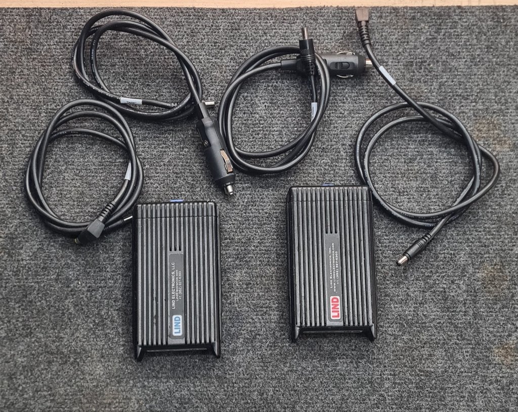Chargeur Panasonic CF, Informatique & Logiciels, Enlèvement ou Envoi, Comme neuf