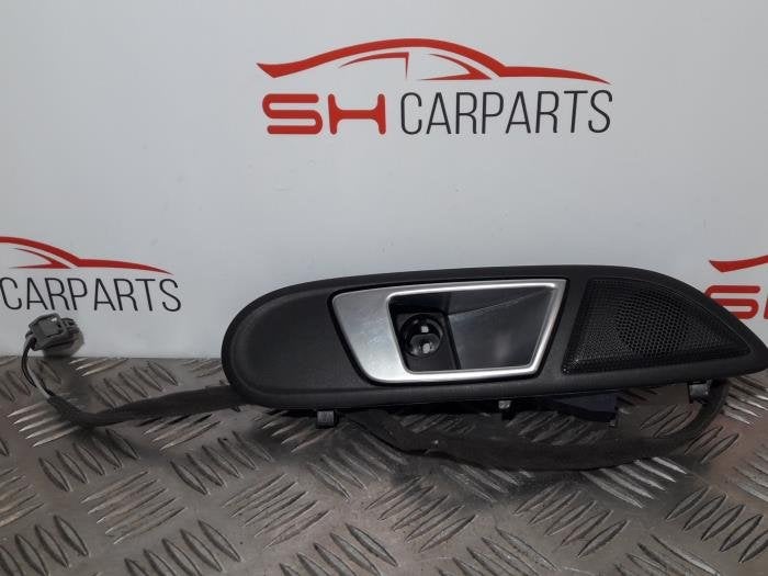 Poignée portière 4portes avant droite d'un Ford Fiesta, Autos : Pièces & Accessoires, Carrosserie & Tôlerie, Ford, Utilisé, 3 mois de garantie
