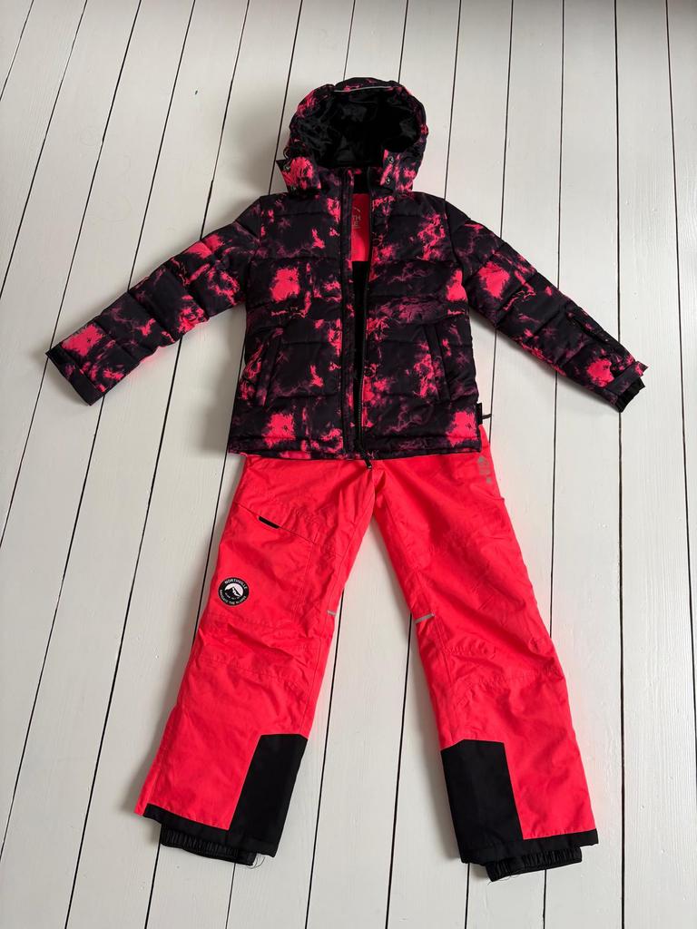 vetement de ski enfant C&A 140cm, Enlèvement, Utilisé, Ski, Vêtements