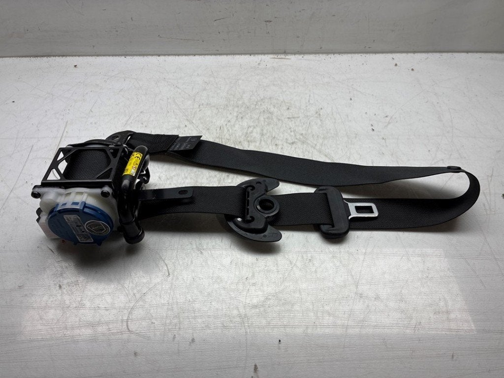 CEINTURE DE SECURITE AVANT DROIT Aygo X (|732100H051|), Kundenbetreuung@toyota.de, Toyota, Utilisé, Toyota-Allee 2
50858  Köln, DE