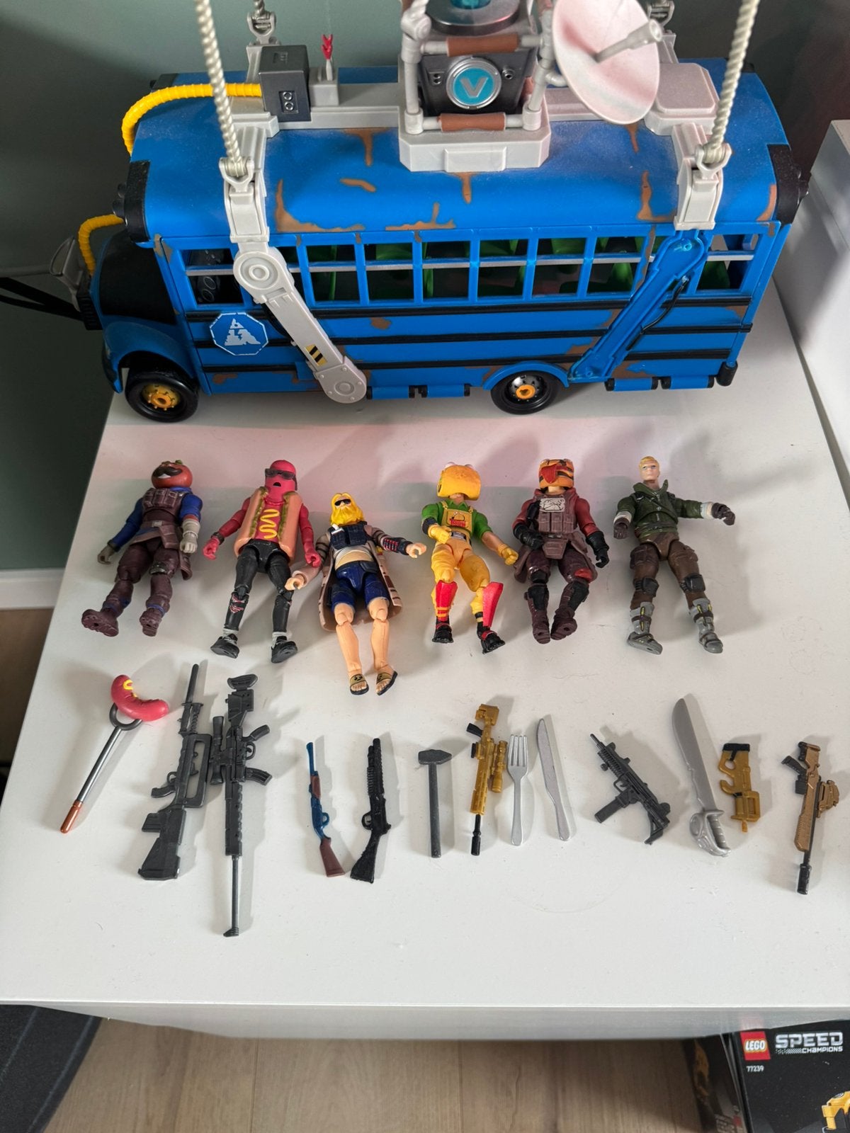 Fortnite bus, Ophalen, Gebruikt