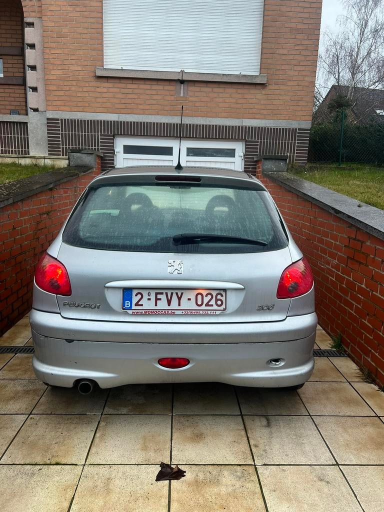 Peugeot 206 pret à immatriculer 1.1 essnce bruxelles ok, Auto's, Particulier, Te koop