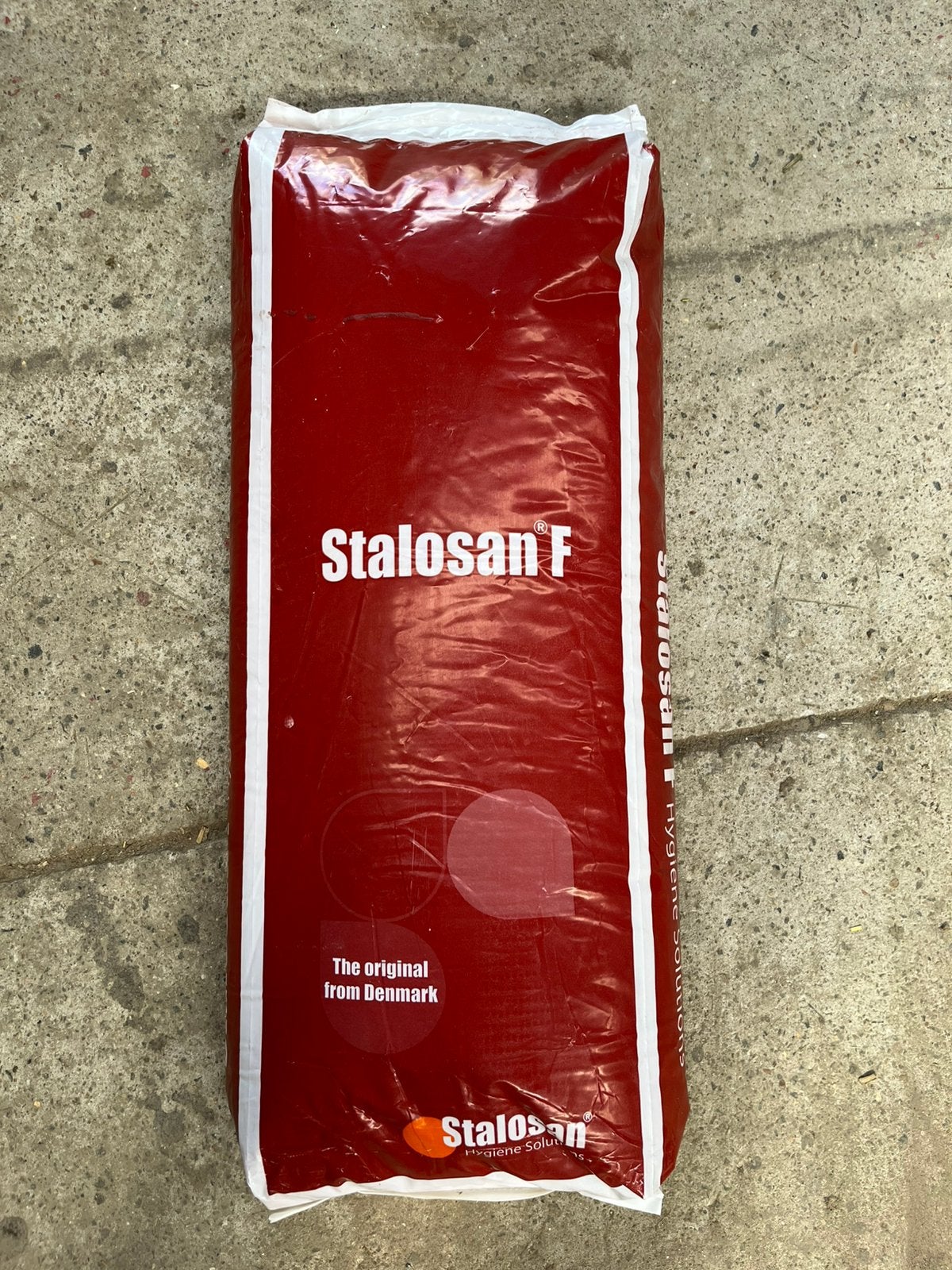 Stal strooisel, Dieren en Toebehoren