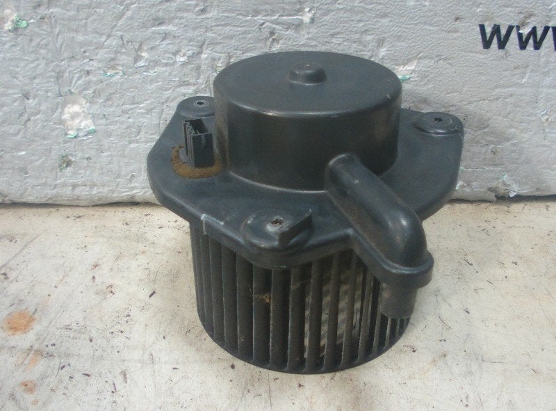 KACHELVENTILATOR Volvo 960 I Estate (01-1990/01-1997), Gebruikt, Info@volvocars.com, Volvo, Volvo Car Germany GmbH