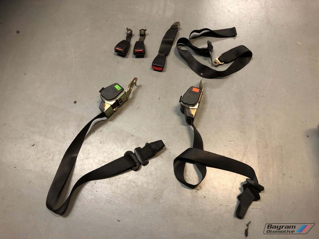Bmw E36 coupe gordels links rechts achter gordel 3-serie m3, Auto-onderdelen, Interieur en Bekleding, BMW, Gebruikt, Ophalen of Verzenden