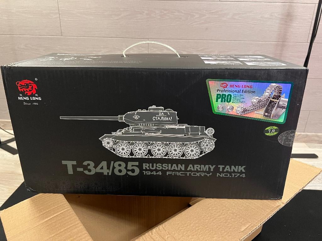 Heng Long Soviet Union T-34 Pro Edition 1/16 Tank - RTR, Ophalen, Nieuw
