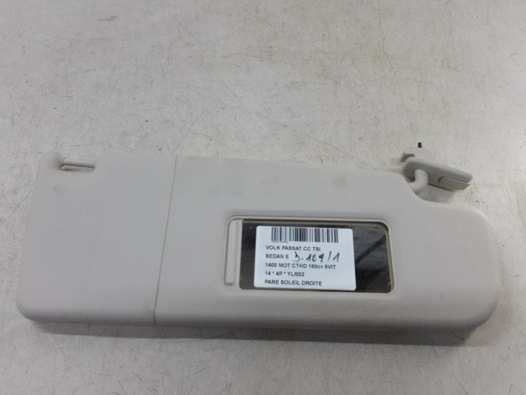 PARE-SOLEIL DROIT Volkswagen Passat (3C2) (01-2005/10-2010), Volkswagen, Mevr. I. Hauben, Utilisé, Rue de l'Espoir 34 34
4030  GRIVEGNÉE, BE