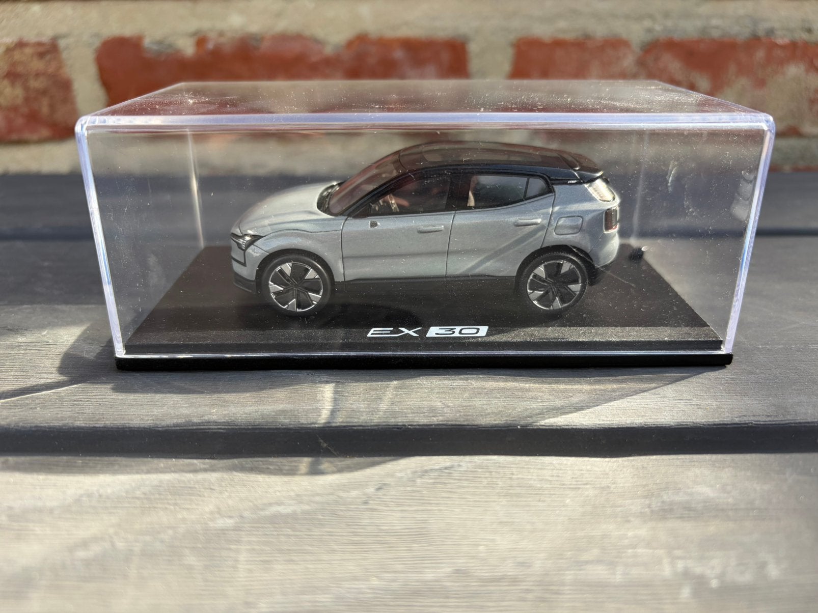 Volvo EX30 1:43 miniatuur/schaalmodel, Ophalen of Verzenden, Zo goed als nieuw, Auto