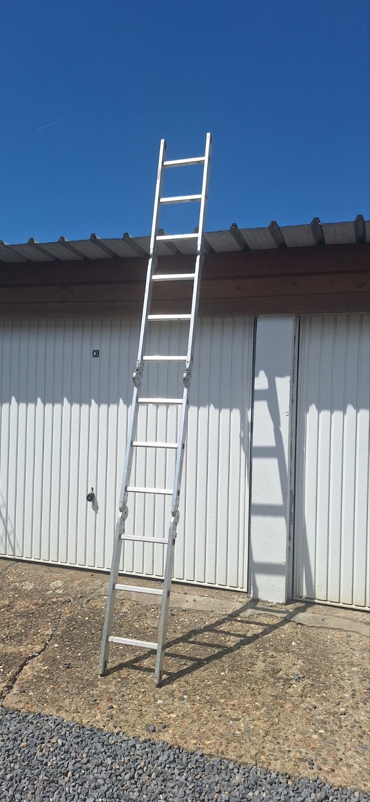 Échelle en aluminium., Enlèvement, Échelle