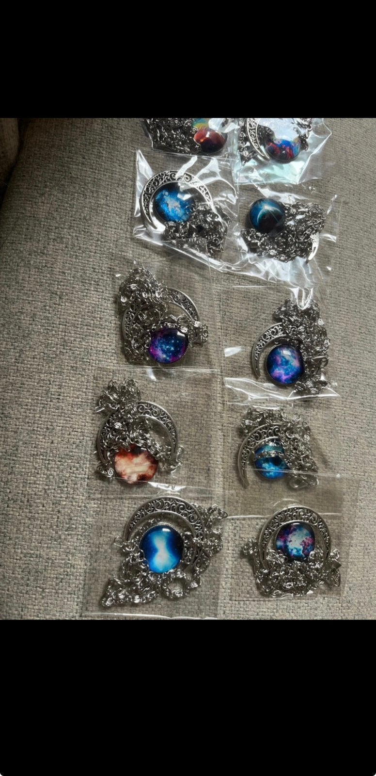 Un lot de 10 collier, Enlèvement ou Envoi, Neuf
