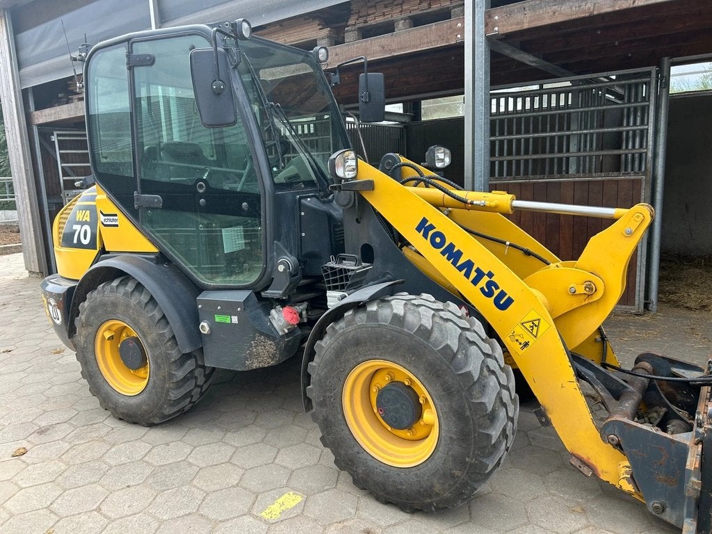 Komatsu WA 70, Articles professionnels, Chargeuse sur pneus ou Chouleur
