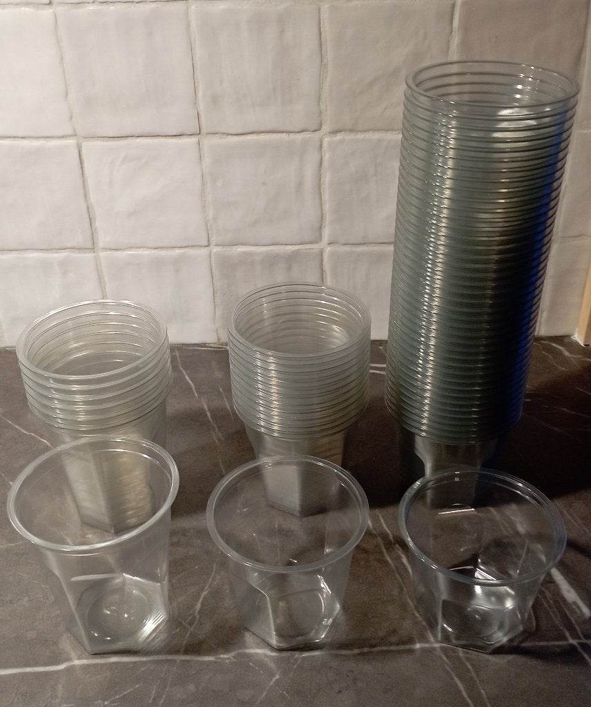 61 plastic PET bekers transparant - 3 formaten, Huis en Inrichting, Keuken | Servies, Ophalen of Verzenden, Nieuw