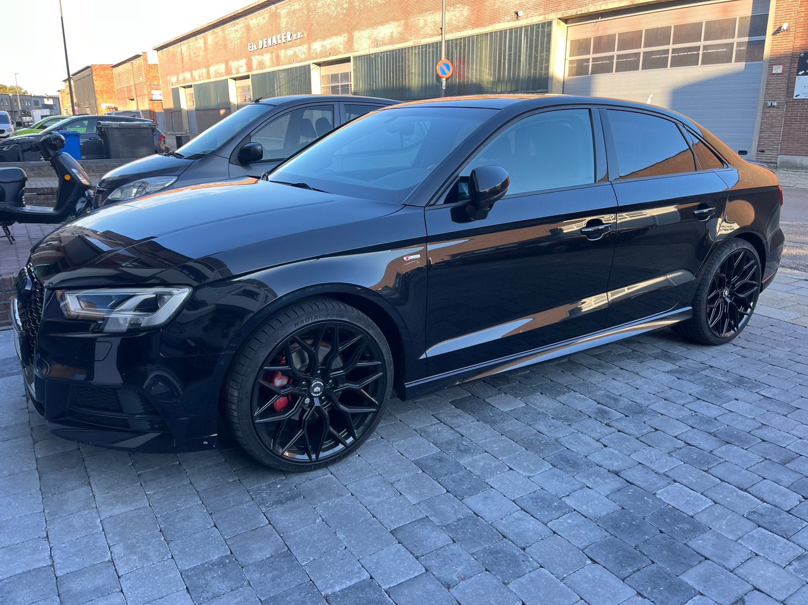 Audi A4 euro 6  s line, Auto's, Audi, 4 deurs, A4, Zwart, Particulier