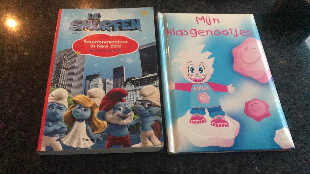 Boek de smurfen of vriendenboekje, Ophalen of Verzenden, Zo goed als nieuw